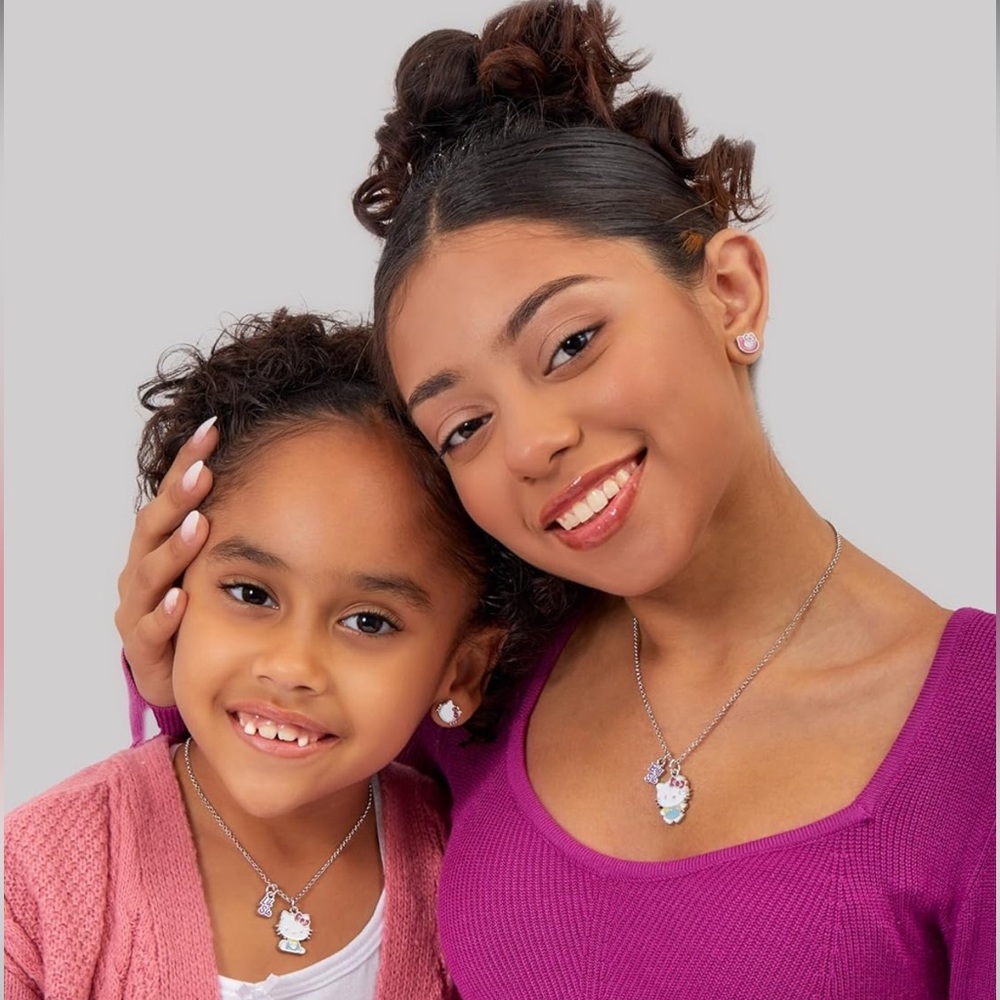 🆕Hello Kitty Jewelry Bundle - Picture 14 of 17